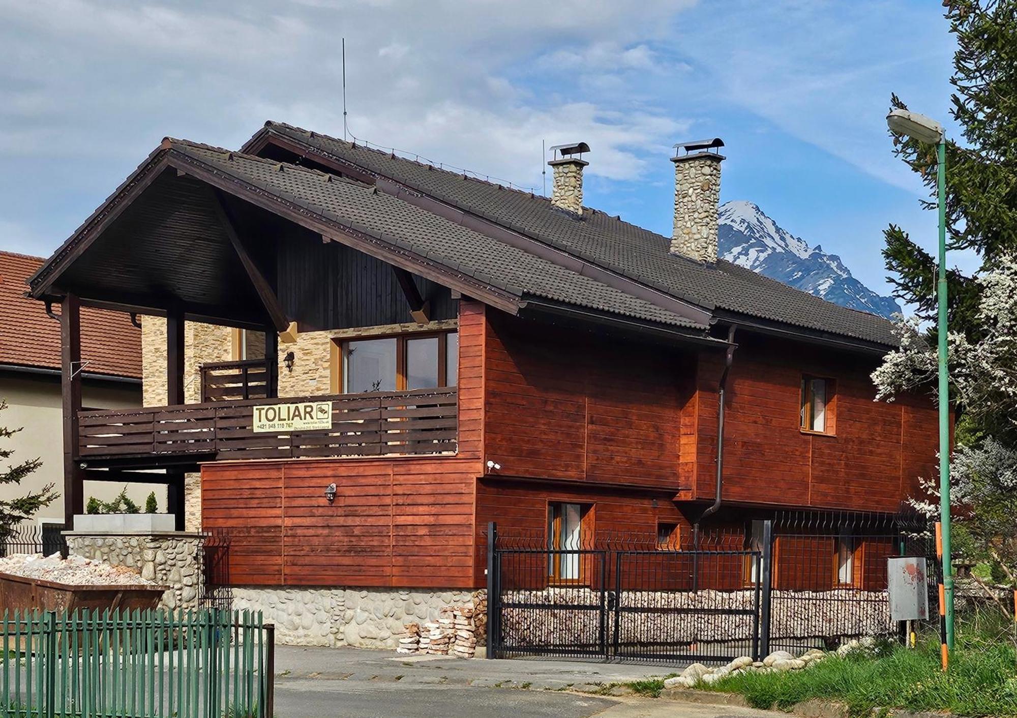 Hotel Penzion Toliar à Stará Lesná Extérieur photo