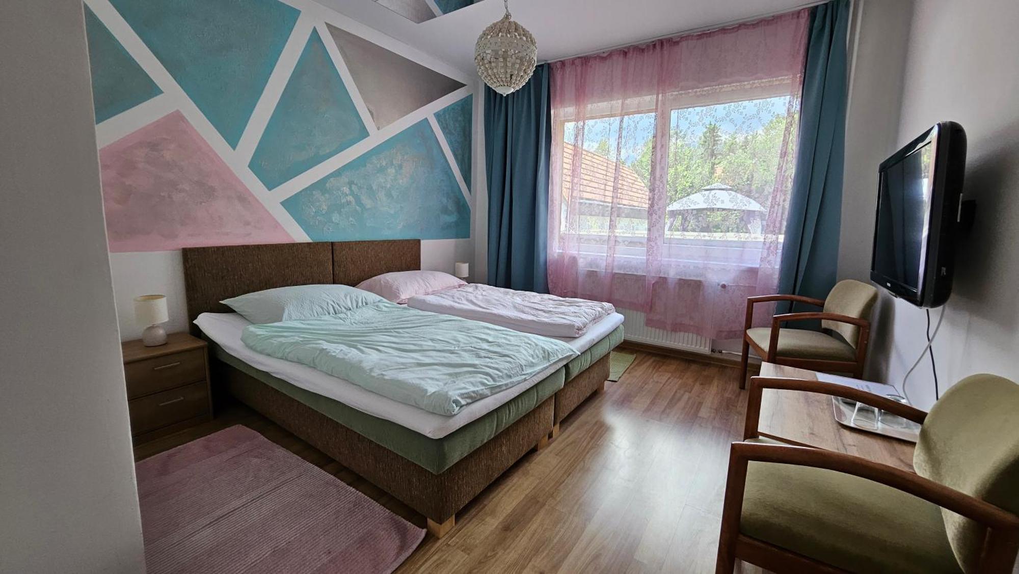 Hotel Penzion Toliar à Stará Lesná Extérieur photo